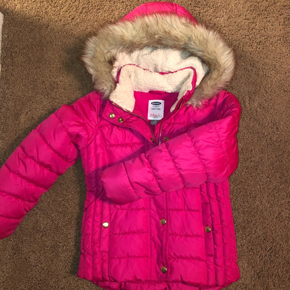 Girls Old Navy pink puffer jacket small (6-7)